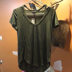 Express Cut Vneck